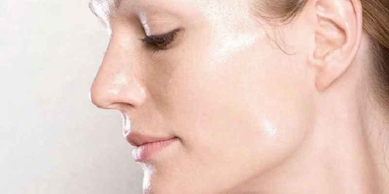 10 Cách Giúp Hết Da Dầu Hiệu Quả